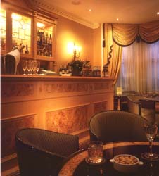 hotel gainsborough bar