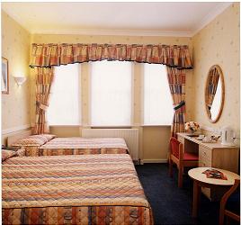 Kyriad Hotel London - Twin Room