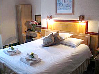 A double room at Lincoln House Hotel