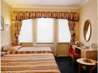 A room at Kyriad Hotel London